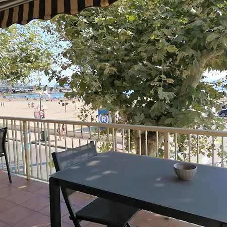 Espectaculares Vistas Al Mar En Primera Linea, Terraza, Aire Acondicionado, Y Wifi En - Es-258-68